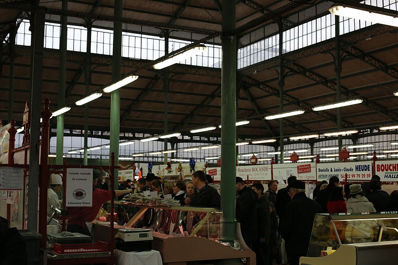 File:Rennes 121229-18 Les Lices.jpg