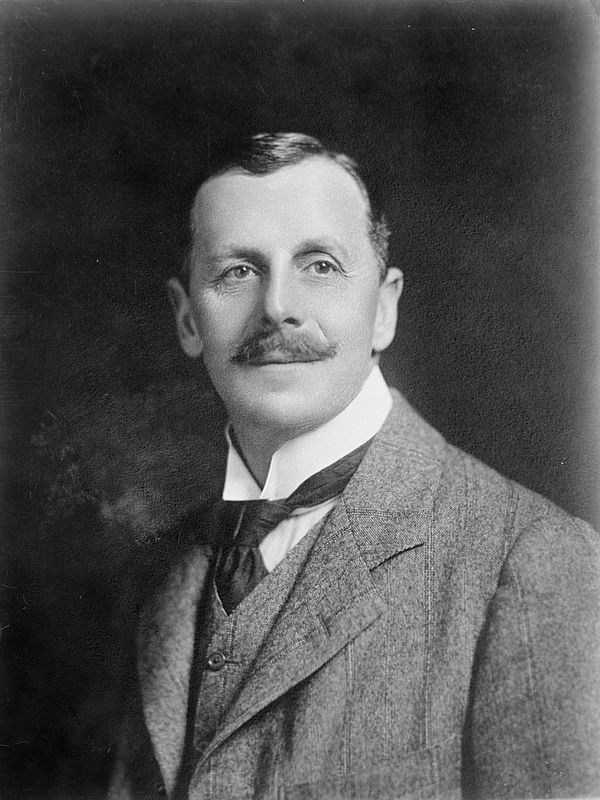 Heaton Rhodes in 1915