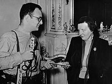 Roderick MacLeish und Königin Juliana der Niederlande (1953)