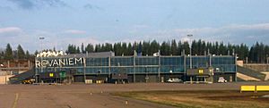 Rovaniemen lentoasemarakennus.jpg
