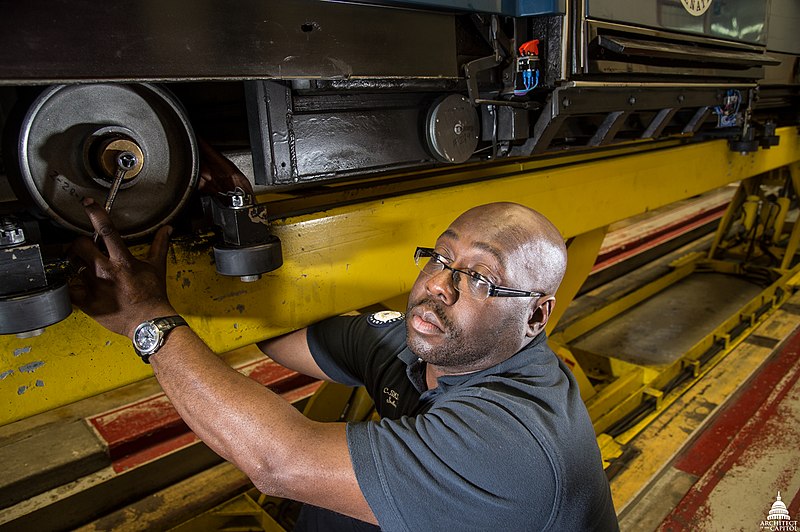 File:Senate Subway Maintenance (27484328632).jpg