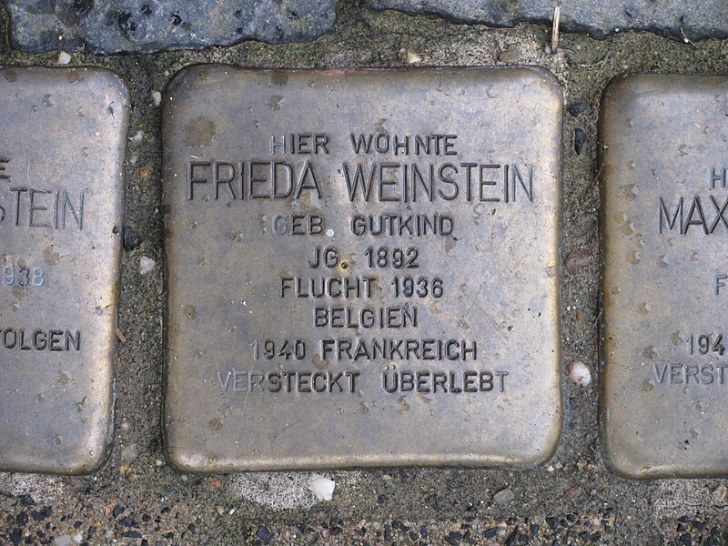 Datei:Stolperstein Frieda Weinstein, 1, Eppenbergstraße 7, Gensungen, Felsberg, Schwalm-Eder-Kreis.jpg