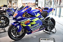 Suzuki GSV-R 2002.jpg