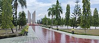 Bahasa Indonesia: Makam-makam di Taman Pahlawan Bumi Kencana, Banjabaru English: Graves at Bumi Kencana Heroes Cemetery, Banjarbaru Banjar: Kuburan-kuburan di Taman Pahlawan Bumi Kencana, Banjabaru