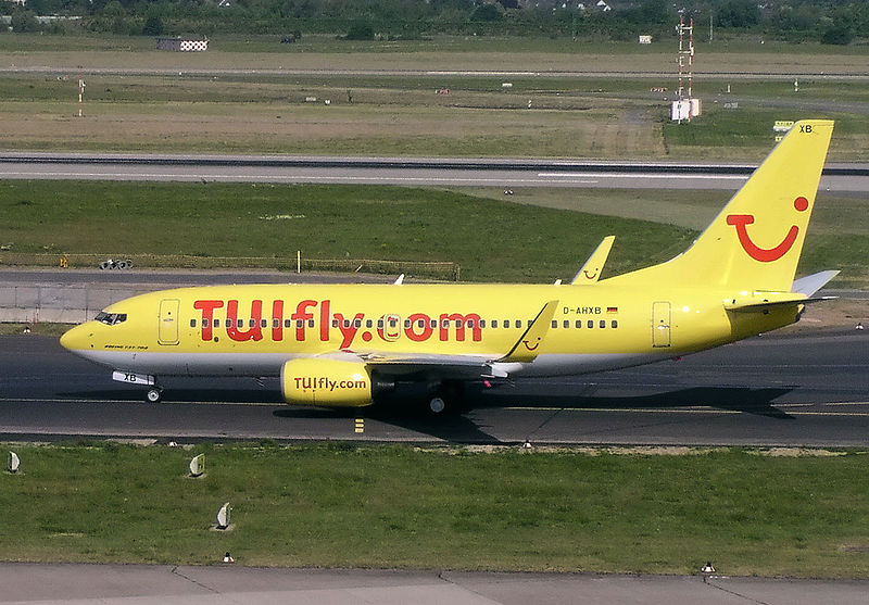 File:TUIfly B737-700 D-AHXB DUS.jpg