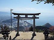 高屋神社「天空の鳥居」（香川県観音寺市）