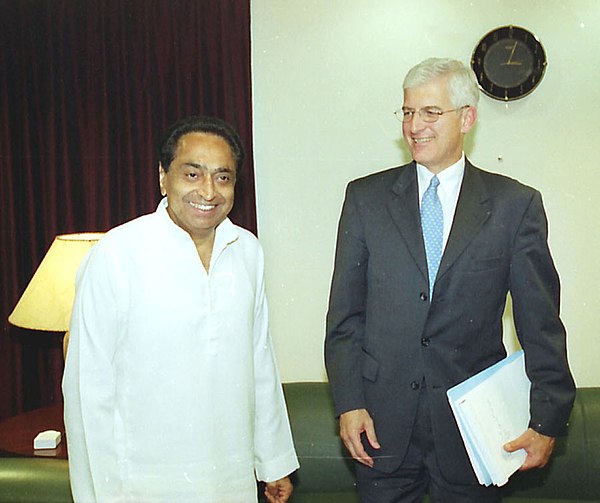 US Undersecretary of State for Economic, Business, and Agricultural Affairs Alan Larson and Kamal Nath in New Delhi in 2004.