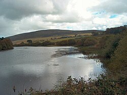 Threipmuir Reservoir - geograph.org.uk - 350770.jpg