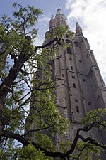 Toren van de Onze-Lieve-Vrouwekerk in Brugge, de hoogste bakstenen toren van België en de tweede hoogste ter wereld.