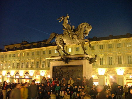 Tập_tin:Torino_Piazza_San_Carlo_Monumento.jpg