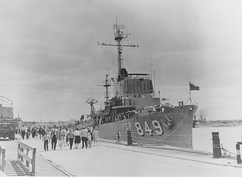 File:USS Somersworth (PCE(R)-849).jpg