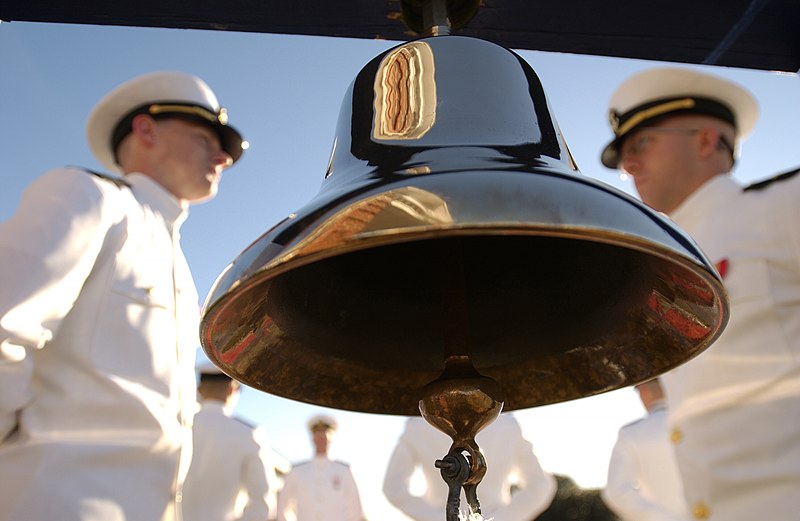 File:US Navy 031114-N-5862D-024 Junior class officer candidates stand next to the ceremonial bell.jpg