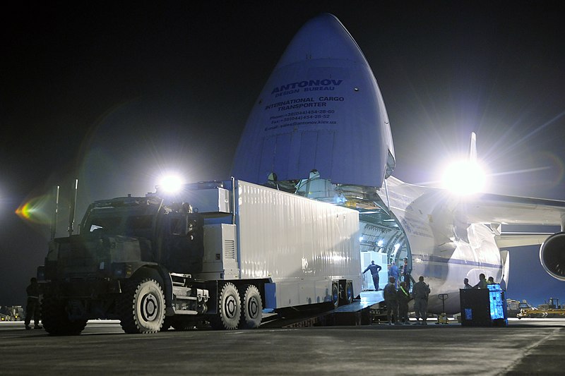 File:US Navy 111005-O-KK908-128 An Antonov 124-100M cargo aircraft delivers an MRI machine to the Role 3 Medical Facility at Camp Bastion.jpg