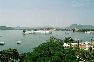 File:Udaipur_Lake_India.JPG