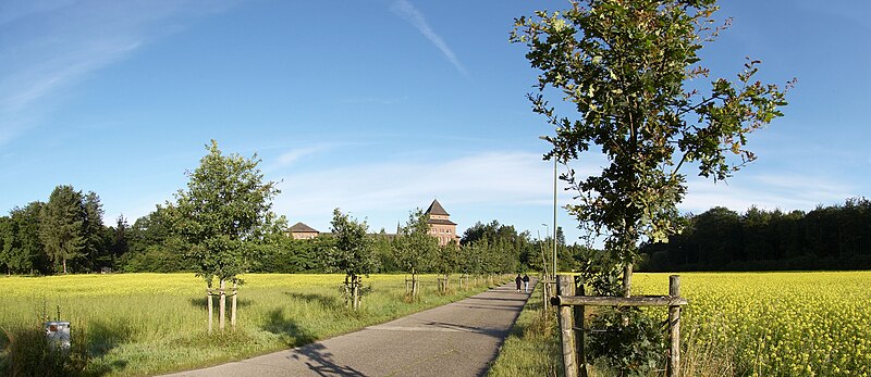 File:Vaalbeek monastery H.jpg