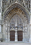 Église abbatiale de la Trinité de Vendôme, attribuée à Jean de Beauce, en 1506.