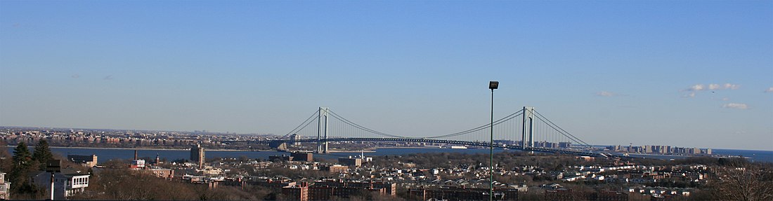 Landmark Series Brooklyn Bridge Split Ring No.1 14K Yellow Gold