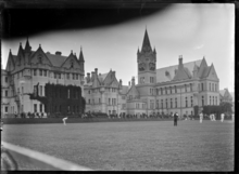 Seacliff Mental Hospital ca. 1926 during a cricket match View of the Seacliff Mental Hospital, circa 1926. ATLIB 294031.png