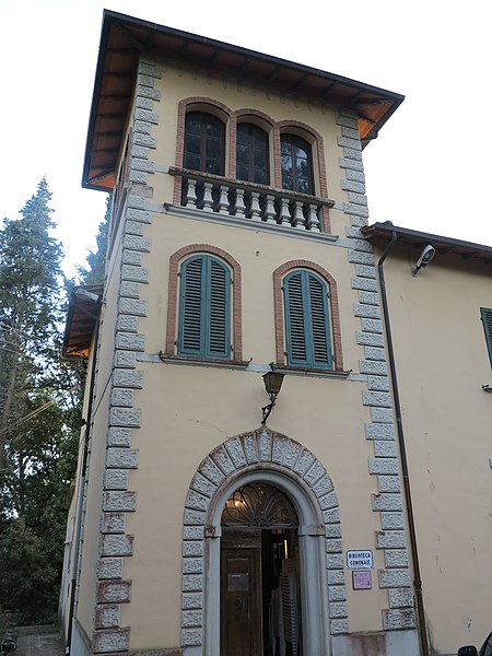 File:Villa Camalich,5.JPG