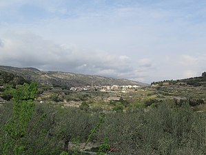Vista de Alpatró des de La Vall de la Gallinera.jpg