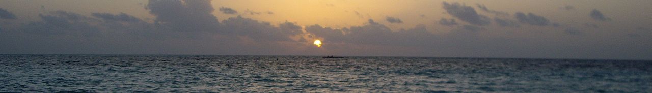 WV banner Kaafu Sunset near Male.jpg