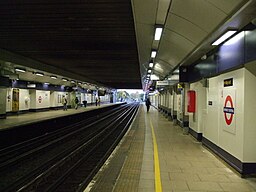 Wembley Central stn tube look south