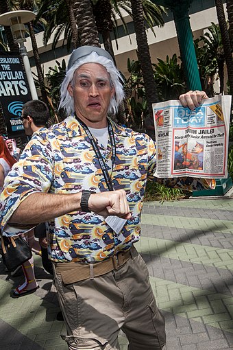 USA Today Hill Valley edition, at WonderCon 2014