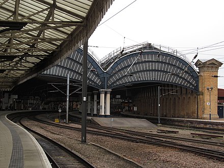 Platforms 4, 5 and 8 seen from the north
