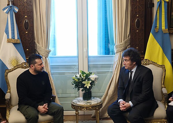 Milei and Ukrainian President Volodymyr Zelenskyy in Buenos Aires, 10 December 2023