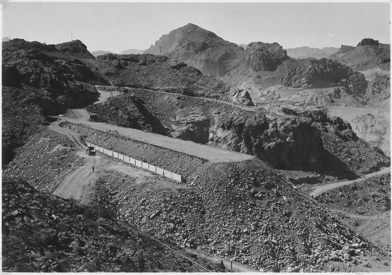 File:"Cableway runway at Elev. 1360 above Arizona spillway as seen from hill above spillway basin." - NARA - 293742.tif