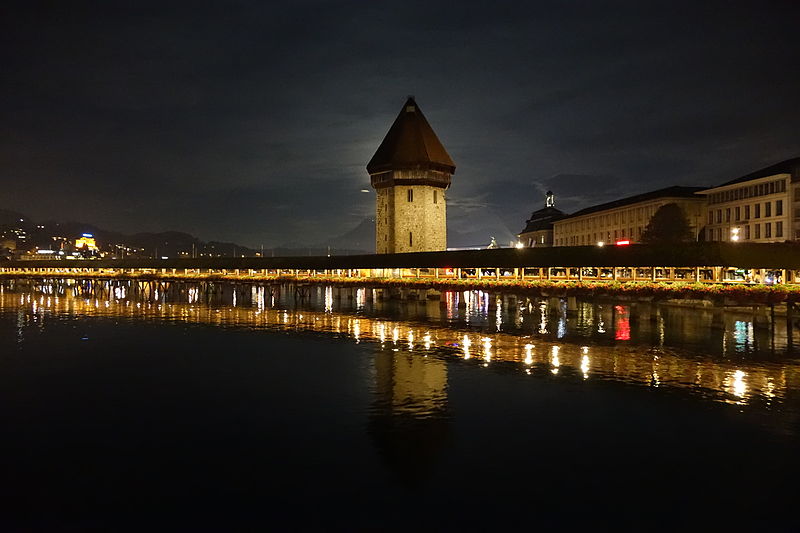 File:141009Chapel Bridge, Lucerne, Switzerland20.jpg