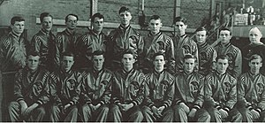 1945 Iowa Hawkeyes.jpg