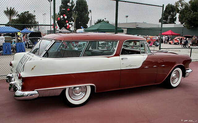 1955 Pontiac Star Chief Custom Safari