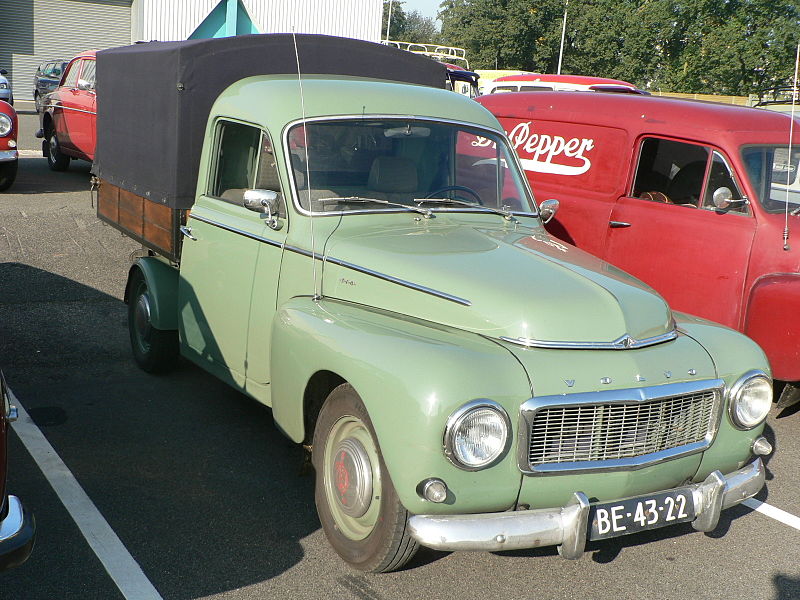 File:1961 Volvo P 210 Duett Pick-Up (9066460438).jpg