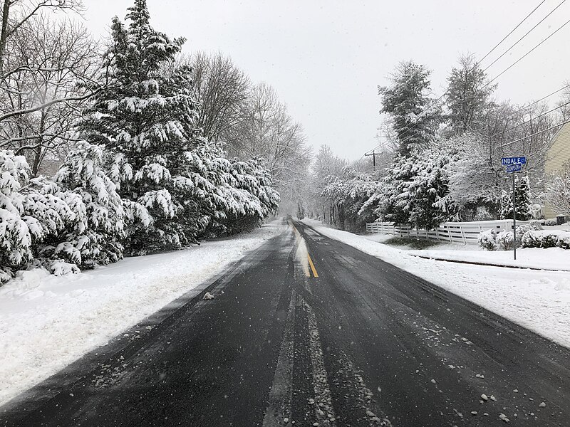 File:2018-03-21 11 51 23 View west along a slushy Thompson Road (Virginia State Route 669) at Indale Court (Virginia State Route 7355) in the Franklin Farm section of Oak Hill, Fairfax County, Virginia.jpg