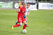 Sydney Lohmann in azione con la maglia del Bayern Monaco nel settembre 2018.