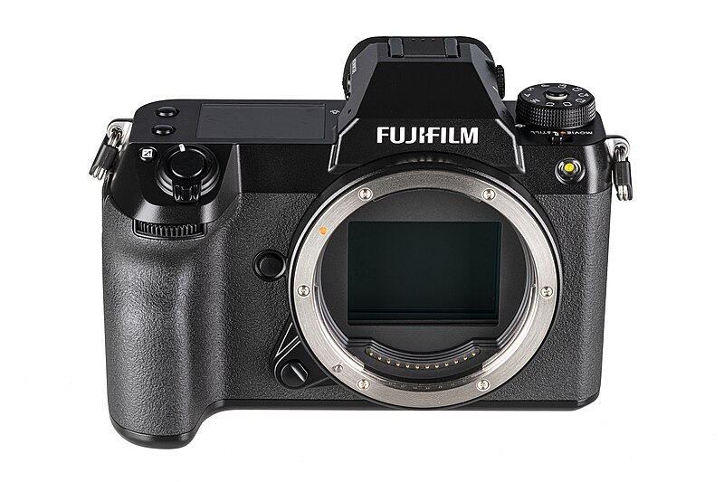 File:2023-08-22 - Fujifilm GFX 100S body without lens - elevated frontal view -- DSG5461-1 (HiRes).jpg