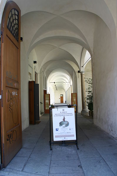 File:4050 - Milano - Antiquarium - Ingresso - Foto Giovanni Dall'Orto - 14-July-2007 - 1.jpg