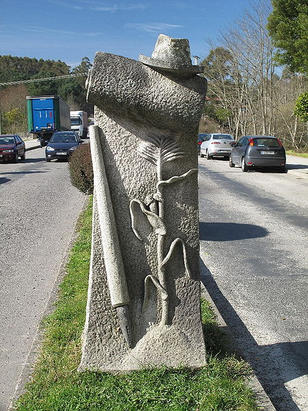 File:A Estrada Estatua dedicada a Manuel García Barros.jpg