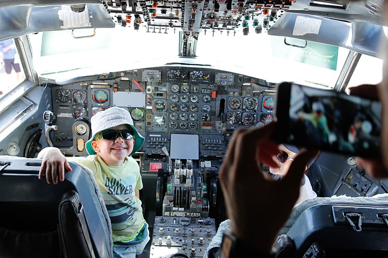 File:Abbotsford Airshow Cockpit Photo Booth ~ 2016 (28747031490).jpg