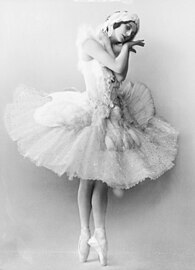 Prima ballerina Anna Pavlova i Den döende svanen (1905)