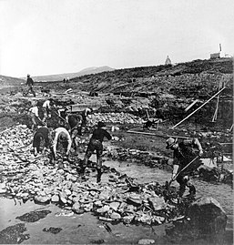 Anvil-creek-1902.jpg