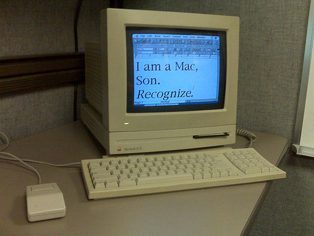 File:Apple macintosh lcII.jpg - Wikipedia