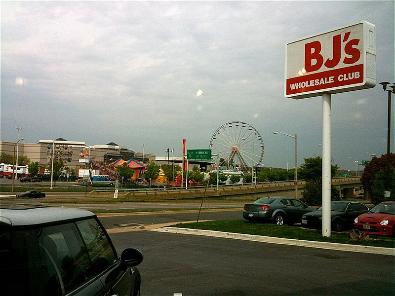 File:BJs Wholesale Club, Landmark Area, Alexandria, VA (5635996023).jpg