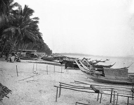 File:Bachok Beach.jpg