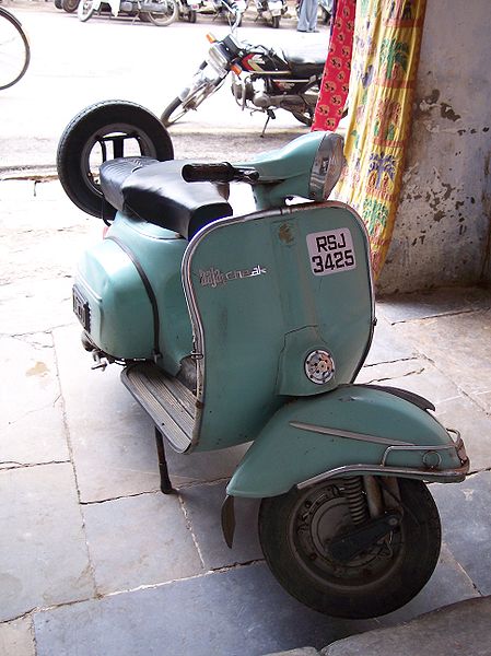 File:Bajaj Chetak 150.JPG