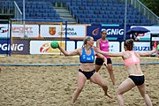 Deutsch: Beachhandball Europameisterschaften 2019 (Beach handball Euro); Tag 5: 6. Juli 2019 – Frauen, Platzierungsspiel für die Ränge 17–20, Nordmazedonien-Slowenien 0:2 (10:13, 9:15) English: Beach handball Euro; Day 5: 6 July 2019 – Placement Match/Cross Match for rank 17–20 Women – North Macedonia-Slovenia 0:2 (10:13, 9:15)