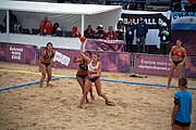 Deutsch: Beachhandball bei den Olympischen Jugendspielen 2018; Tag 5, 10. November 2018; Mädchen, Hauptrunde - Chinese Taipei (Taiwan)-Niederlande 1:2 English: Beach handball at the 2018 Summer Youth Olympics at 11 October 2018 – Girls Main Round – Chinese Taipei (Taiwan)-Netherlands 1:2