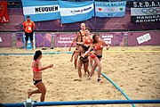 Deutsch: Beachhandball bei den Olympischen Jugendspielen 2018; Tag 5, 10. November 2018; Mädchen, Hauptrunde - Chinese Taipei (Taiwan)-Niederlande 1:2 English: Beach handball at the 2018 Summer Youth Olympics at 11 October 2018 – Girls Main Round – Chinese Taipei (Taiwan)-Netherlands 1:2