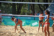 Deutsch: Beachvolleyball bei den Olympischen Jugendspielen 2018; Tag 8, 14. Oktober 2018; Mädchen, Achtelfinale – Bolivien-Puerto Rico 0:2 (18–21/18–21 ) English: Beach volleyball at the 2018 Summer Youth Olympics at 14 October 2018 – Girls Round of 16 – Bolivia-Puerto Rico 0:2 (18–21/18–21 )